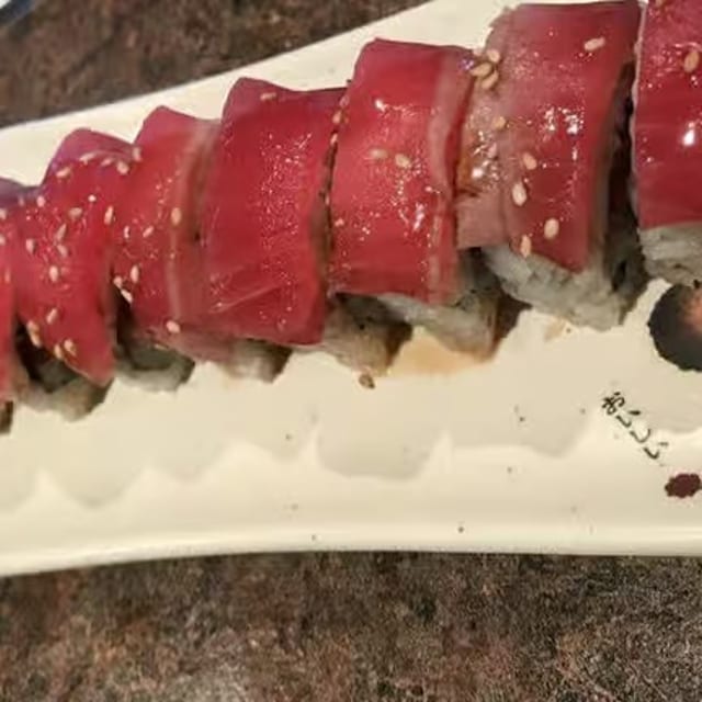 Pink Lady Maki.