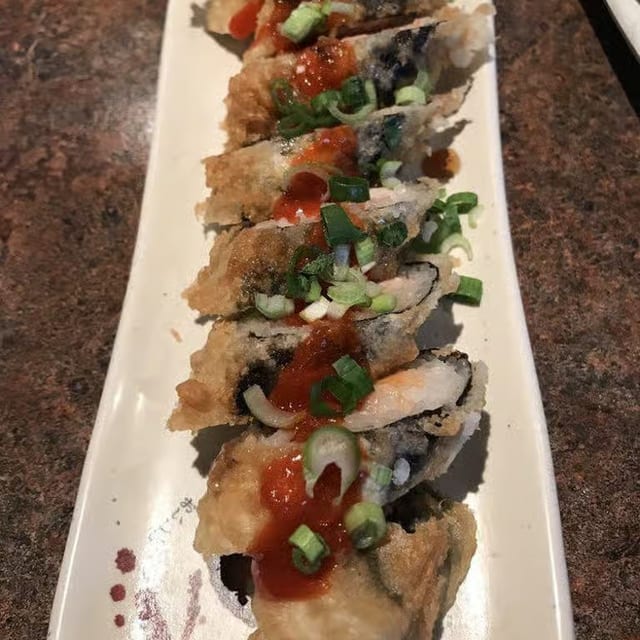 Godzilla Maki.